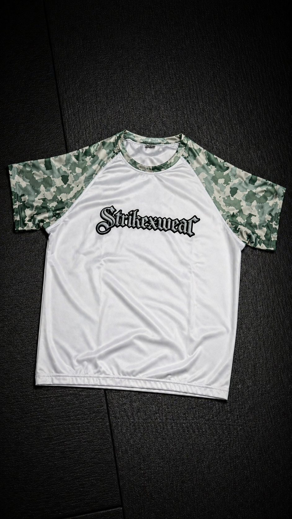 |STRIKE| Camo & White Rashguard